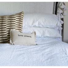 Load image into Gallery viewer, White &amp; Cream Coverlet w/ Shams
