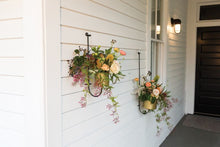 Load image into Gallery viewer, Brass Jaz Wall Planter
